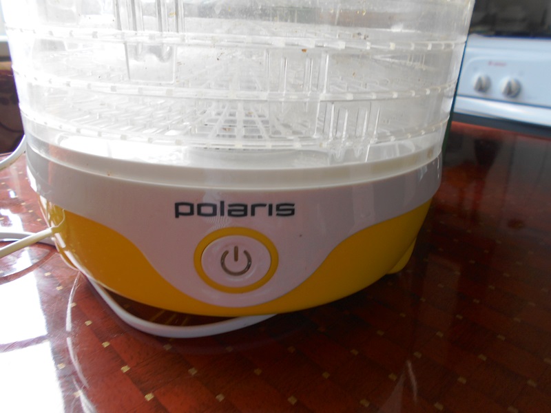 Сушилка для овощей и фруктов Polaris 